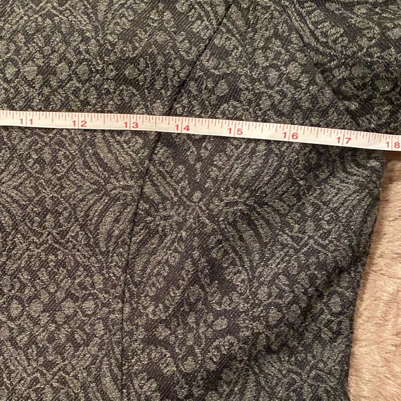 Coldwater Creek Gray & Black Jacquard Jacket 6P - Picture 8 of 9